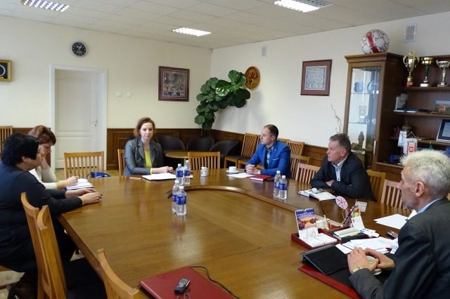 IEŠKOTA SPRENDIMŲ, KAIP PLĖTOTI VERSLĄ SKUODO RAJONE