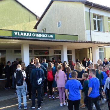 Ylakių gimnazijoje ir Skuodo Bartuvos progimnazijoje – evakuacijos pratybos