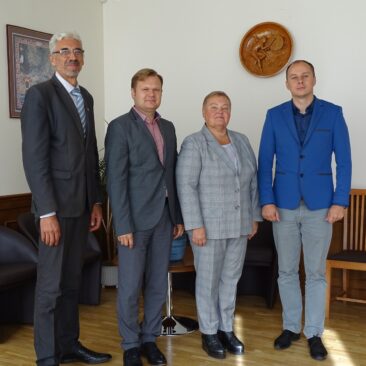 Pasirašyta bendradarbiavimo sutartis su Klaipėdos valstybine kolegija