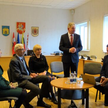 Savivaldybėje lankėsi Susisiekimo ministras Jaroslav Narkevič: dėmesys susisiekimo infrastruktūrai Skuodo rajone