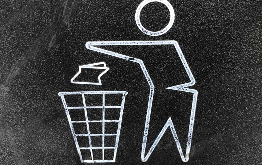 Esantiems izoliacijoje – specialios rekomendacijos dėl šiukšlių tvarkymo