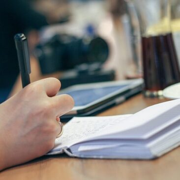 Būkite saugūs, sveiki ir dalyvaukite Lietuvos vyriausiojo archyvaro tarnybos paskelbtame konkurse „Iš tėvų archyvo. Mažylių išmintis”