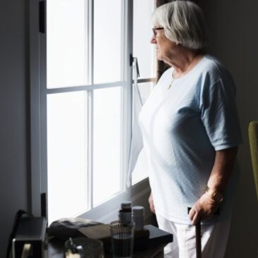 Globos įstaigoms koronaviruso plitimo prevencijai nustatyti griežtesni reikalavimai