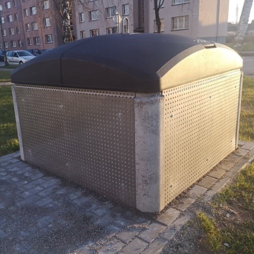 Pusiau požeminiais konteineriais naudotis bus galima tik tada, kai jie bus paruošti eksploatacijai