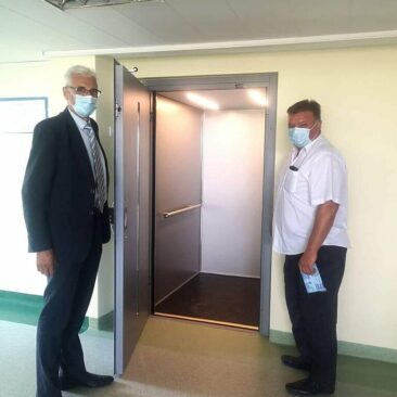 Skuodo pirminės sveikatos priežiūros centre – keltuvas