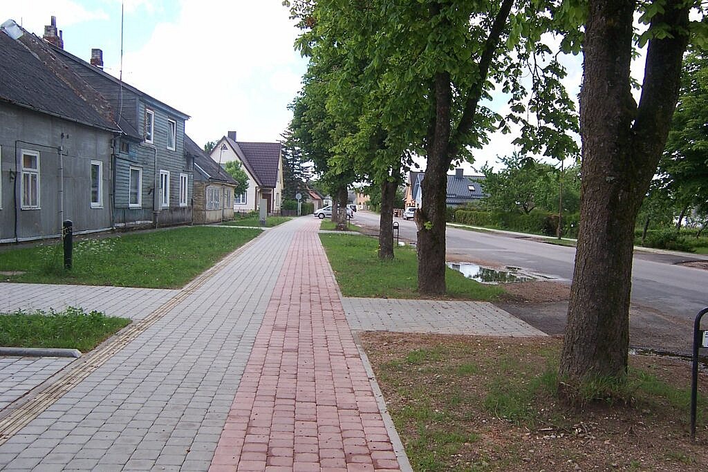 Skuodo senamiestyje įrengti pėsčiųjų-dviračių takai, apšvietimas