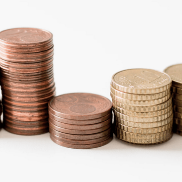 Skuodo rajono savivaldybės administracija skelbiamų derybų būdu perka vieno kambario butą