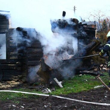 Artėjant šildymo sezonui padaugėja gaisrų dėl netvarkingų šildymo įrenginių ir dūmtraukių