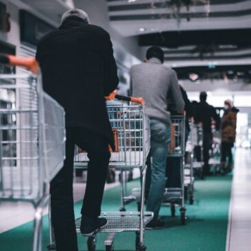 Vyriausybė pritarė karantino sąlygų sugriežtinimui šalyje