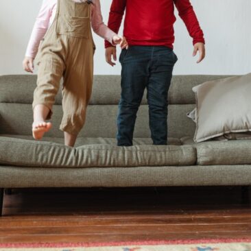 Emocinės pagalbos linija 1809 jau gali kreiptis ir tėvai