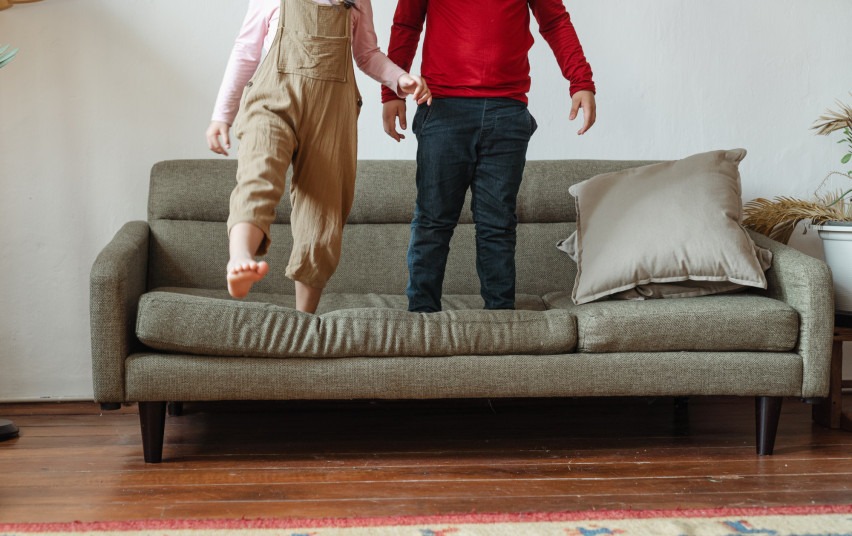 Emocinės pagalbos linija 1809 jau gali kreiptis ir tėvai