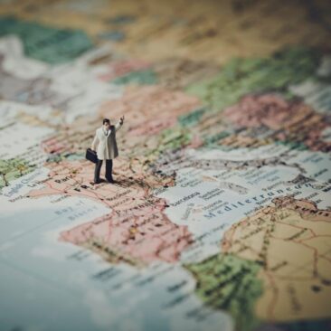 Paveiktų šalių sąraše lieka Lichtenšteinas ir Šveicarija, galios tie patys atvykimo reikalavimai