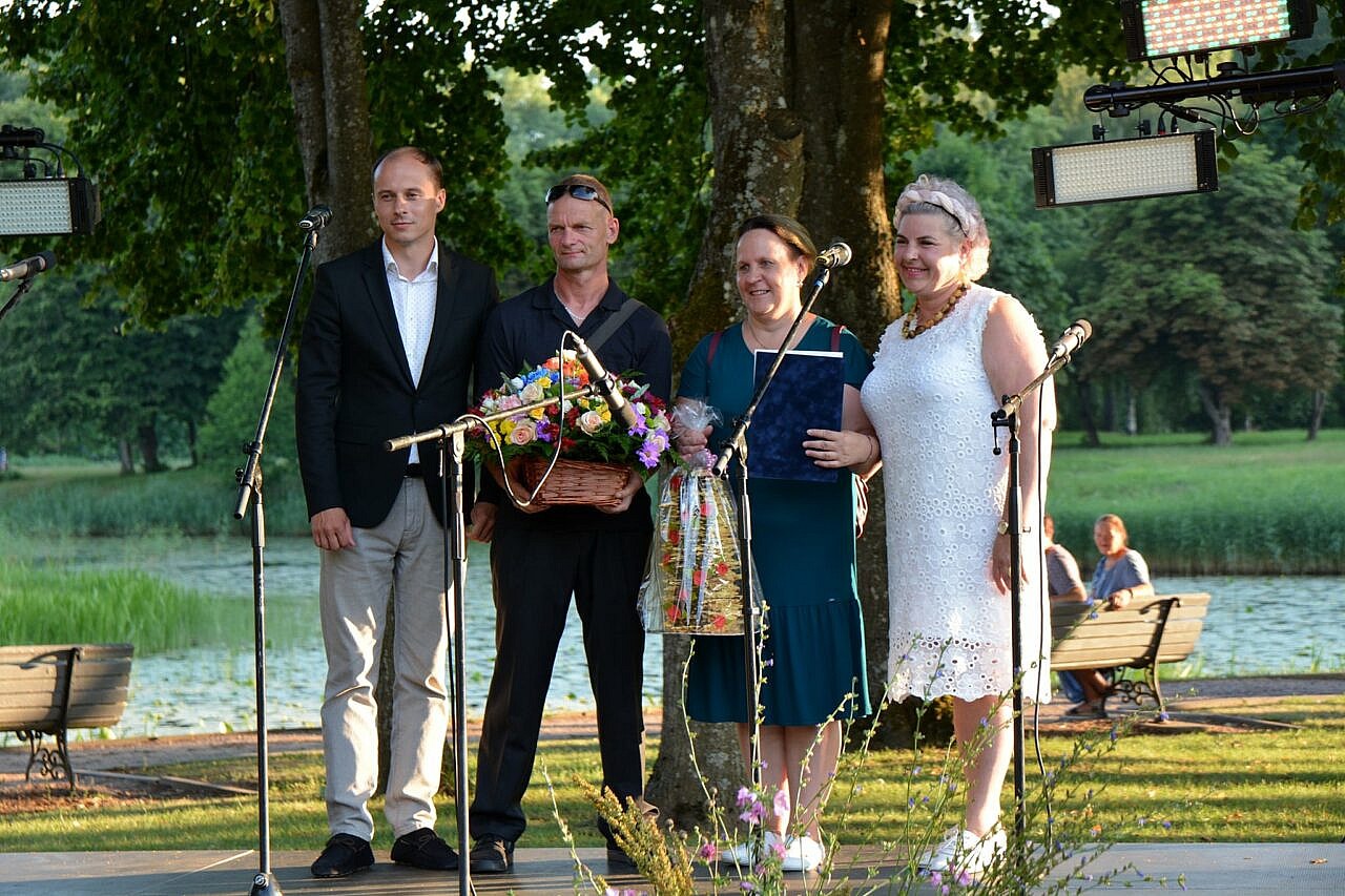 Audronei ir Alvydui Būtoms –„Globėjų šeimos 2021“ titulas