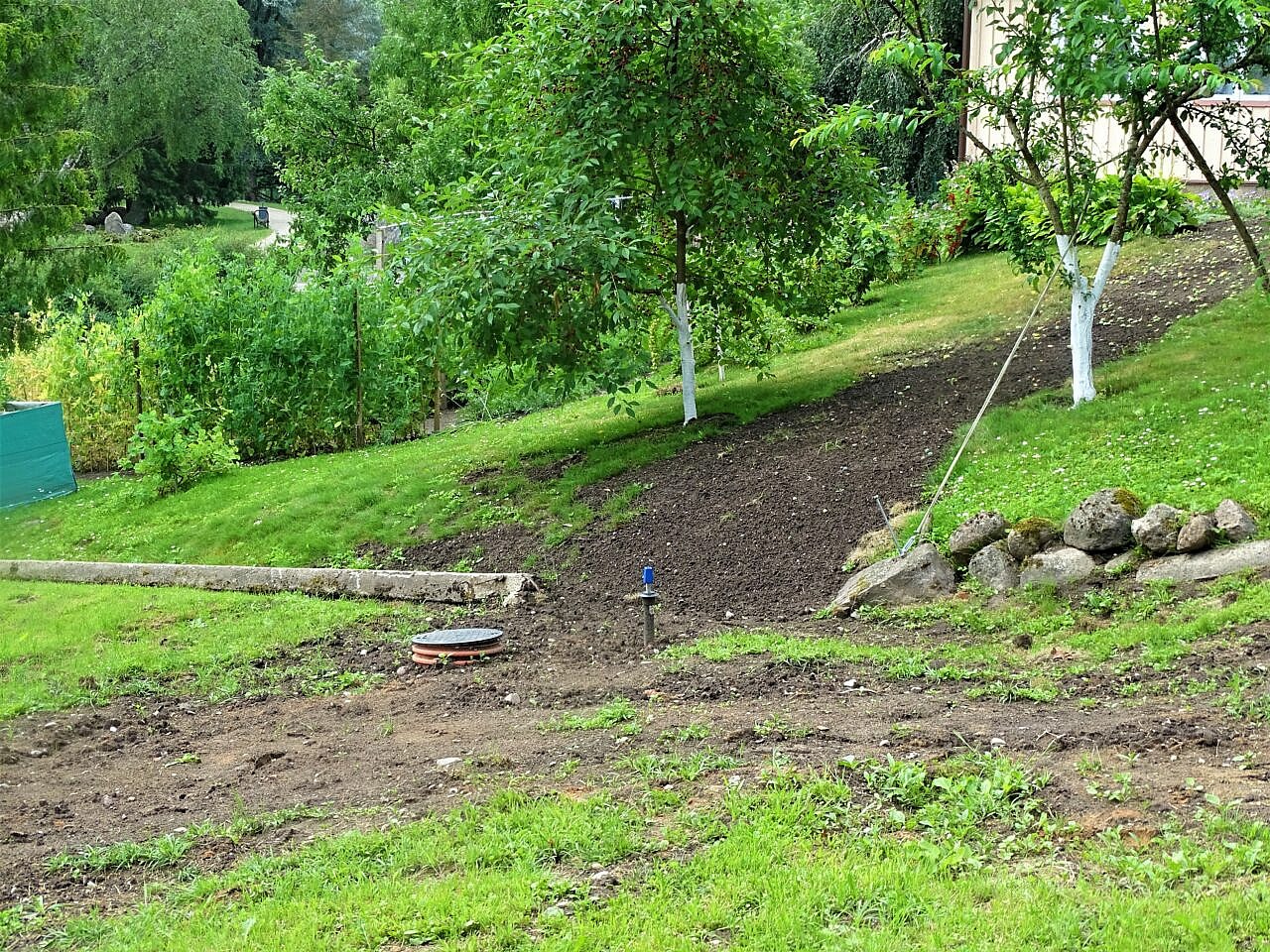Mosėdyje Muziejaus gatvėje užbaigti centralizuotų nuotekų tinklų vamzdynų ir nuotekų siurblinės įrengimo darbai
