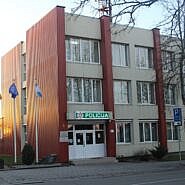 Numatomas administracinės paskirties pastato rekonstravimo ir garažų paskirties pastato paprastojo remonto, Skuodas, J. Basanavičiaus g. 3, projektavimas