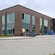 Skuodo rajono savivaldybės R. Granausko viešosios bibliotekos statybos darbai tęsiasi