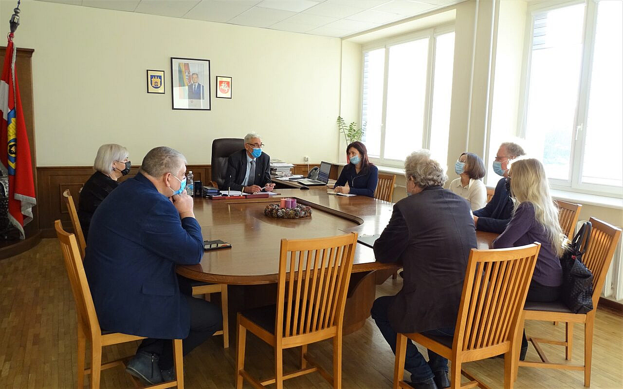 Skuodo rajone lankėsi Kultūros paveldo departamento Klaipėdos skyriaus atstovai