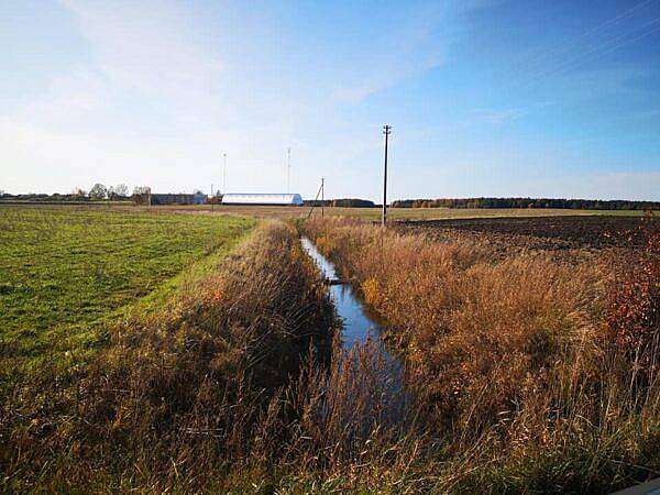 Pasirašytos sutartys dėl Skuodo rajono avarinių melioracijos sistemų ir statinių remonto darbų vykdymo