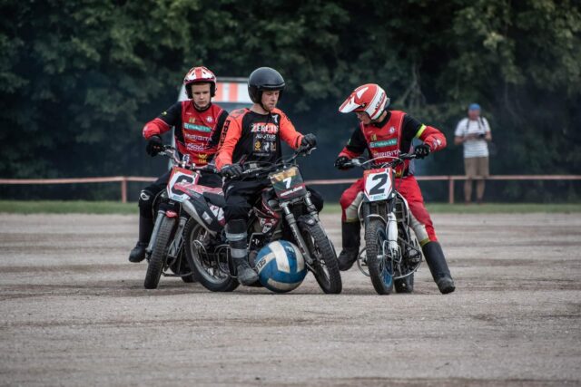 Intensyvios rungtynės