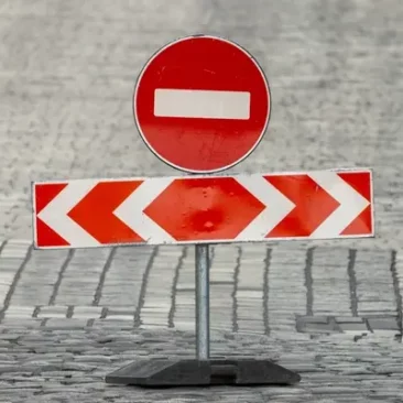 DĖL LAIKINŲ KELIO ŽENKLŲ PASTATYMO