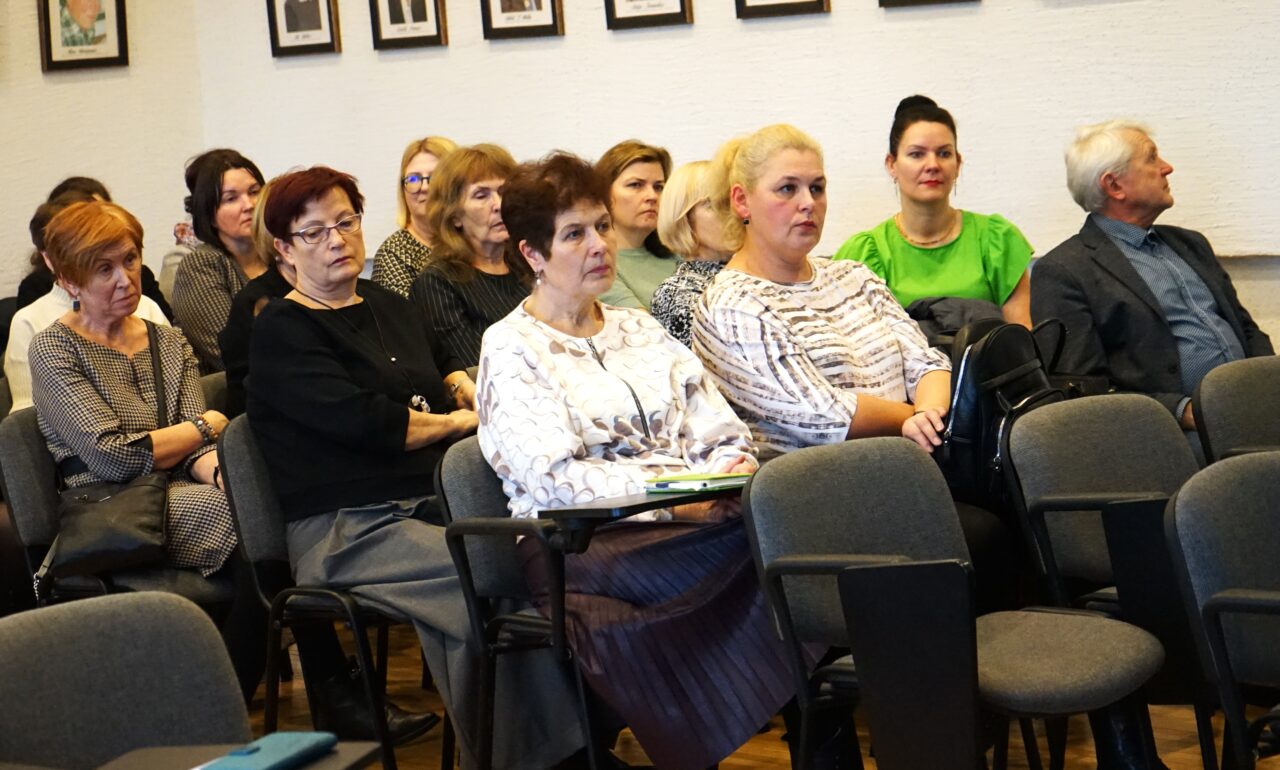 Apie įgyvendintus planus ir naujus prioritetus