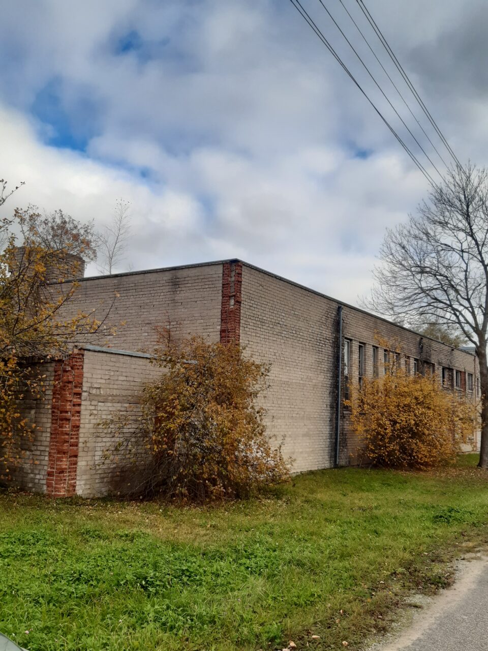 VIEŠAME ELEKTRONINIAME AUKCIONE PARDUODAMAS  SKUODO RAJONO SAVIVALDYBĖS TURTAS