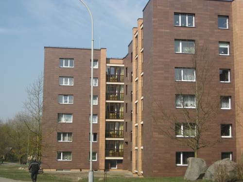 Skuodo rajono savivaldybės administracija skelbiamų derybų būdu perka trijų ar keturių kambarių butą