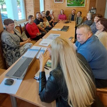 Tęsiamos Skuodo rajono savivaldybės 2025–2034 metų strateginio plėtros plano rengimo procedūros: vyksta diskusijos darbo grupėse